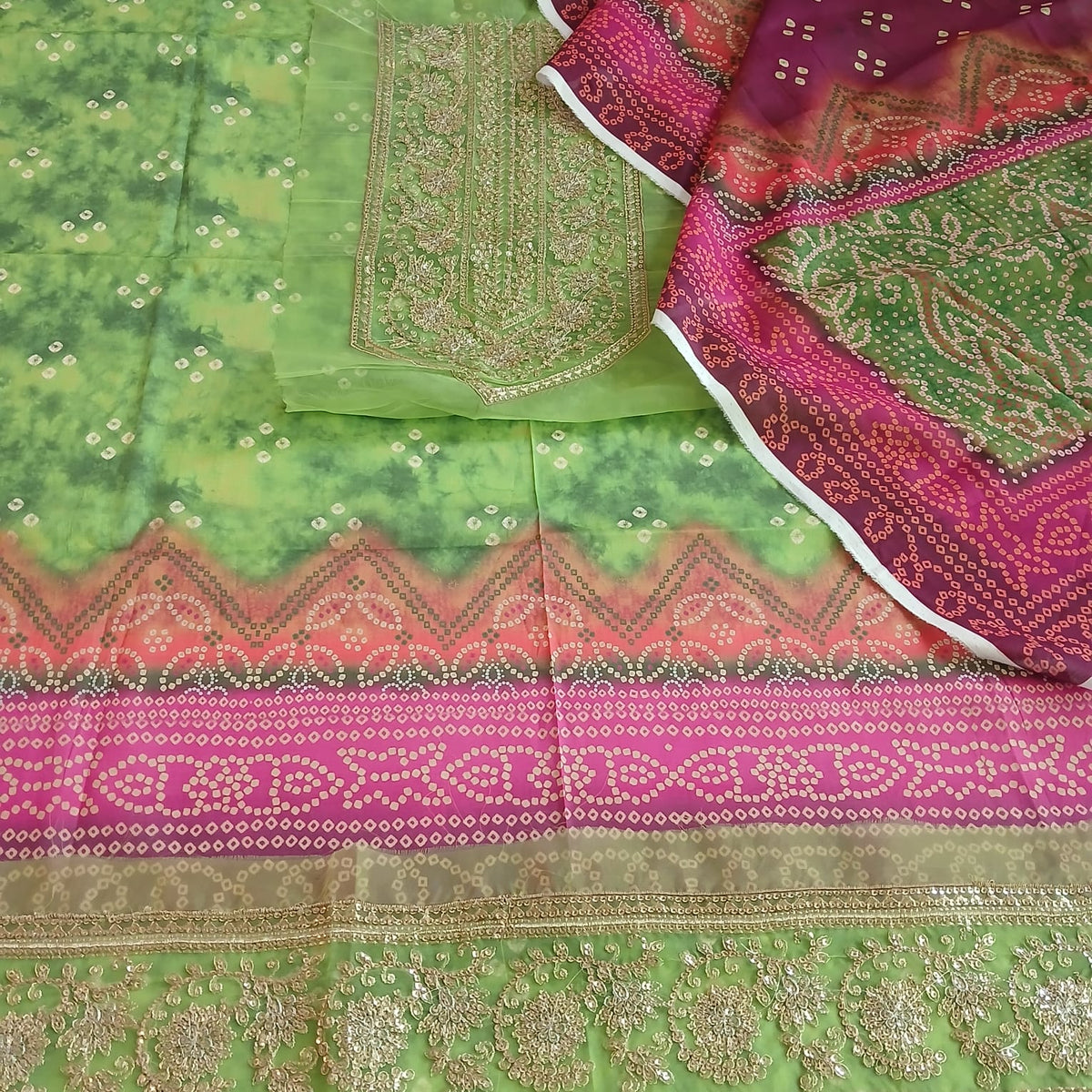 Motifz Chunri Digital Printed Lawn Suit – 3 Piece with Embroidered Neck & Daman Patch