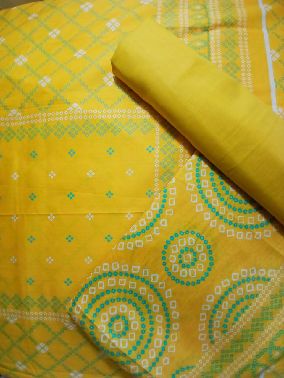 GulAhmed 3-Piece Yellow & Mustard Printed Summer Lawn Suit with Lawn Dupatta | Aladeen Fabrics