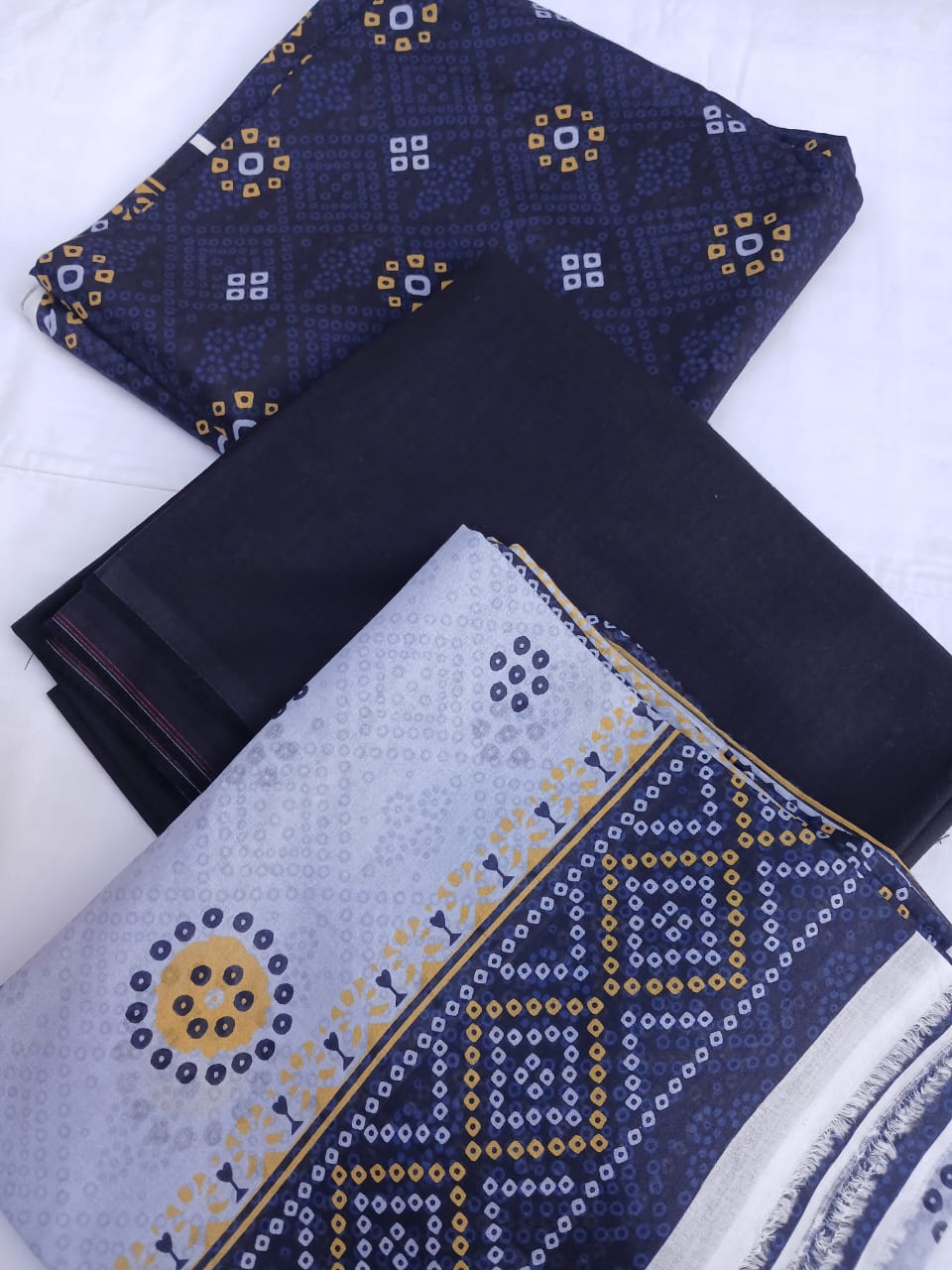 Aladeen Fabrics | Almeera Bellissima Vol 2 Printed Lawn 3 Piece Suit for Women – Navy Blue & Lavender Summer Dress