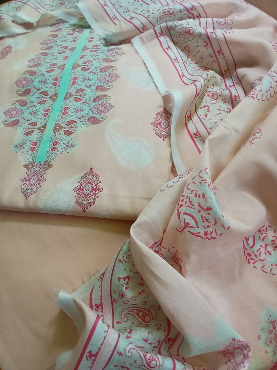 GulAhmed 3-Piece Peach & Pink Printed Summer Lawn Suit with Lawn Dupatta | Aladeen Fabrics